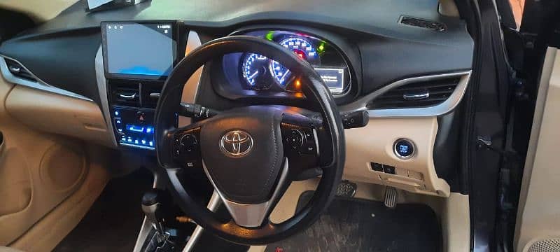 Toyota Yaris 2020 7