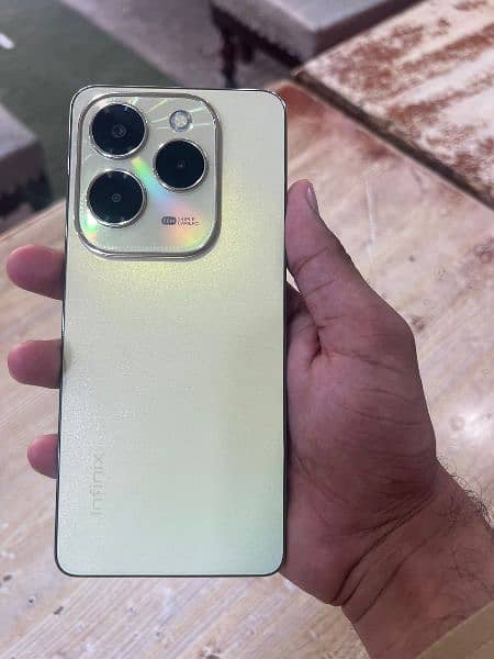 Infinix hot 40 pro 1