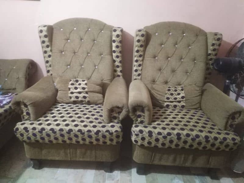 5 seater sofa set with table 1