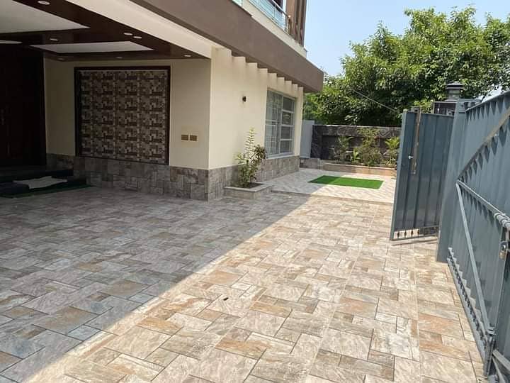 1 Kanal House For Rent in Bahria Town Lahore 15