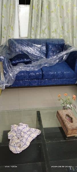 selling sofa set 4