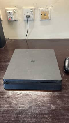 Playstation 4 Slim 500GB