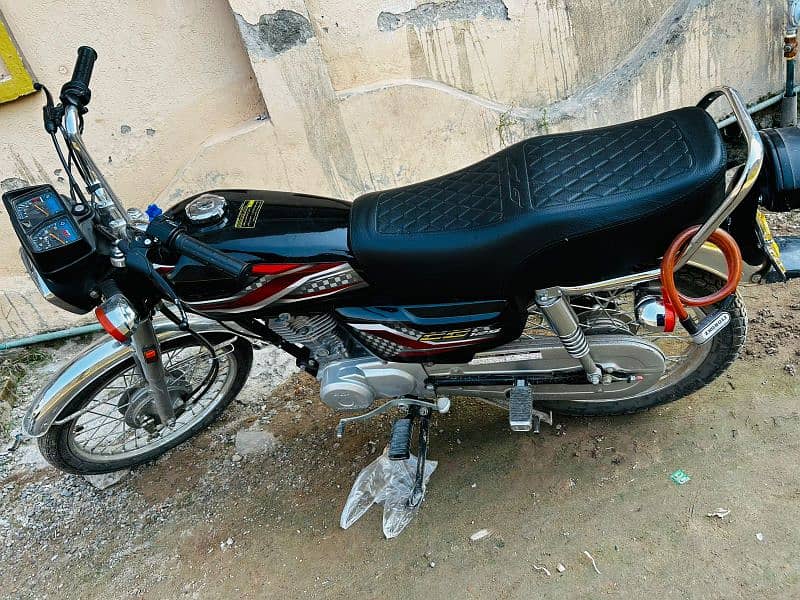 honda 125 Red colour condition is good 7