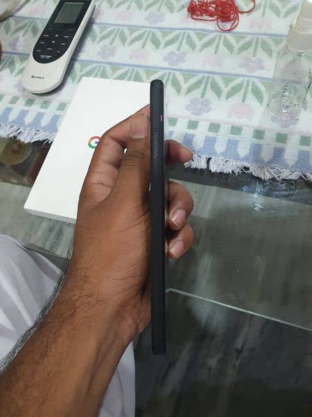 Google pixel 4 XL for sale 6/64. 2