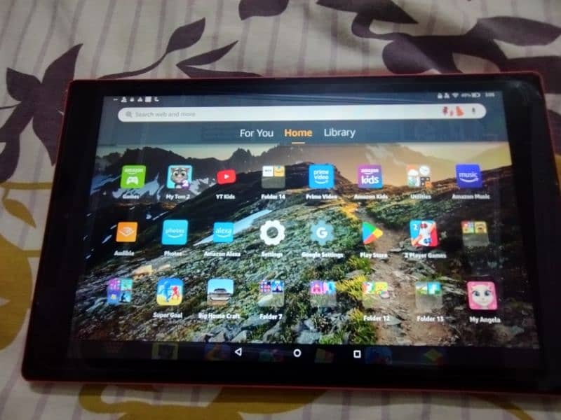 Amazon Fire HD (10.1 inch android tablet) 4