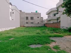 1 Kanal Residential plot available for sale in Eden Chowk township college Road Lahore 0