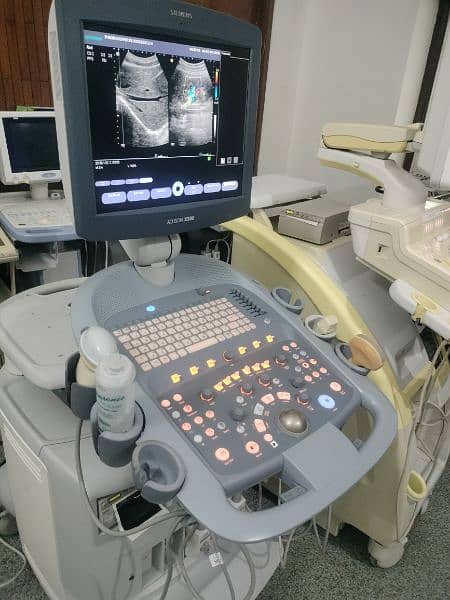 ultrasound Machine and Color Doppler LCD based with convex probe 1