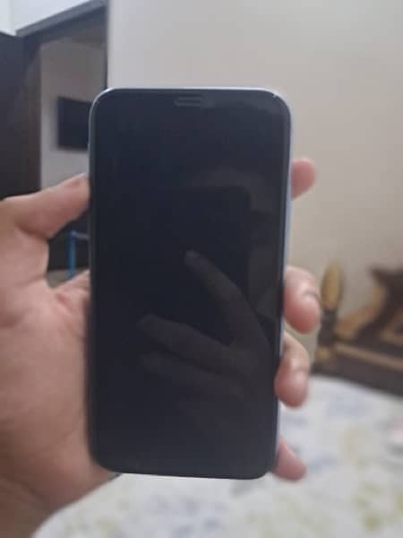 IPhone xr non pta 256 gb urgent sell 1