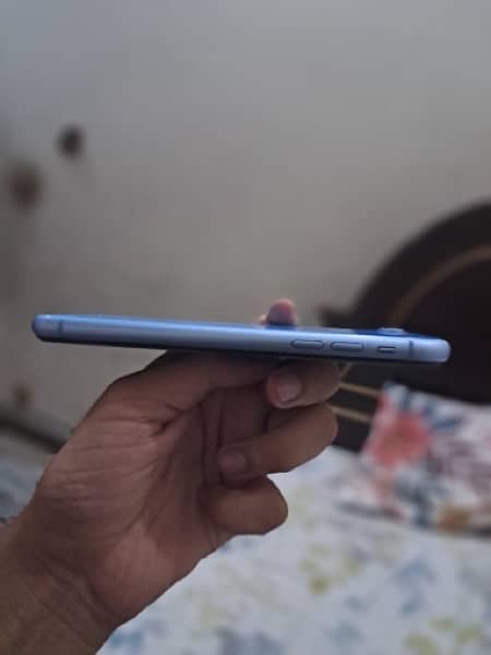 IPhone xr non pta 256 gb urgent sell 5