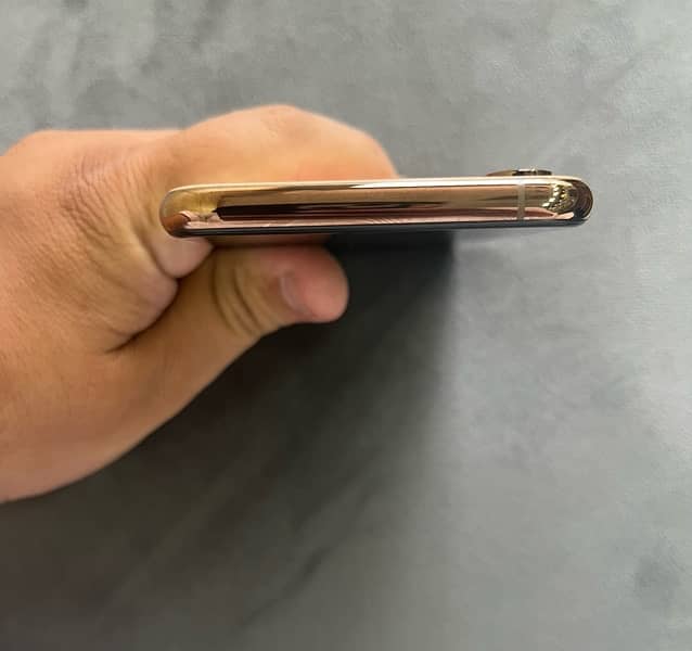 iphone xs 64gb golden PTA approved 2