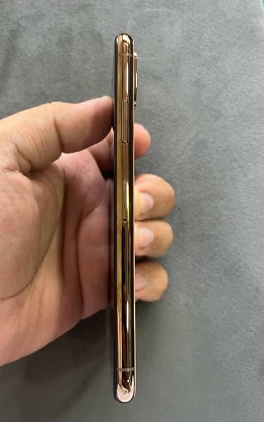 iphone xs 64gb golden PTA approved 3