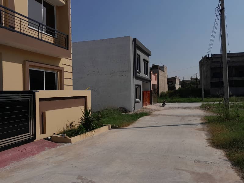 5 marla house for sale on very ideal location opp Askari 14 main gate 1