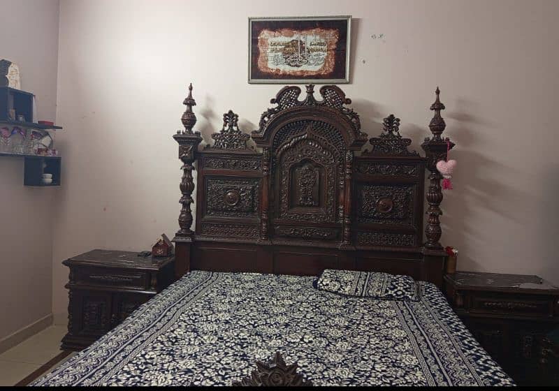 Chinyoti furniture bed set 8