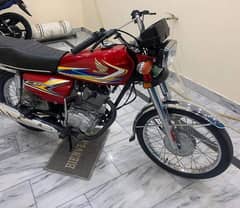 Honda CG125 Motorcycle For Sale (Call Number:03496944797 )