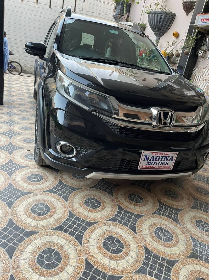 Honda BRV 2018 Already Bank Leased 6