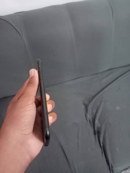 iPhone XR 128 gb water pack non pta all ok 10by9 condition 03464445142 1