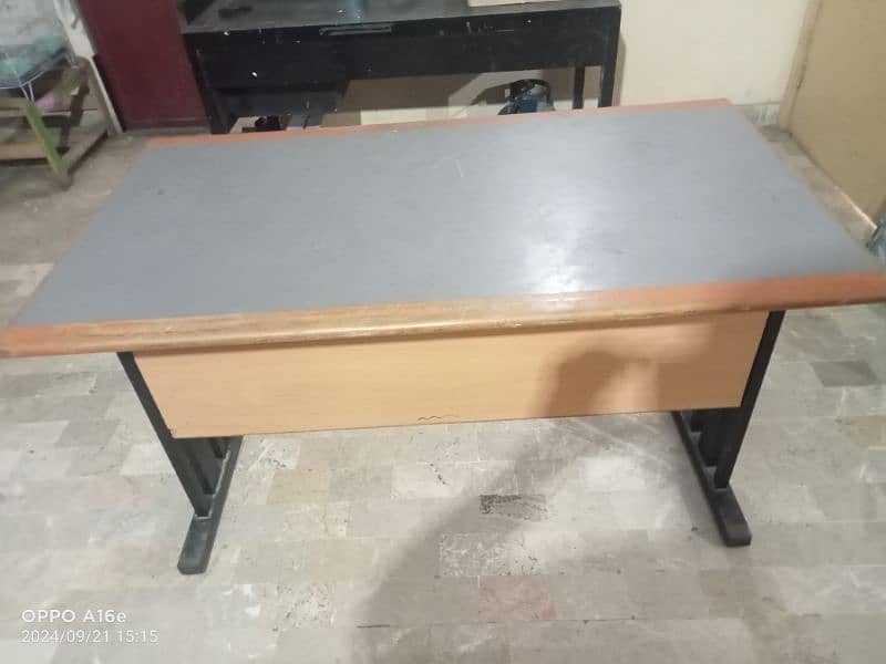 office tables used by bank for sales 3