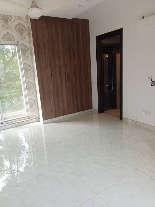 4 Beds 10 Marla House for Sale in Ex Air Avenue DHA Phase 8 Airport road Lahore. 14