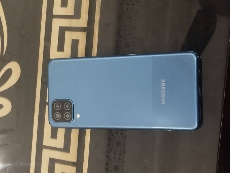 Samsung A12 4/64 6