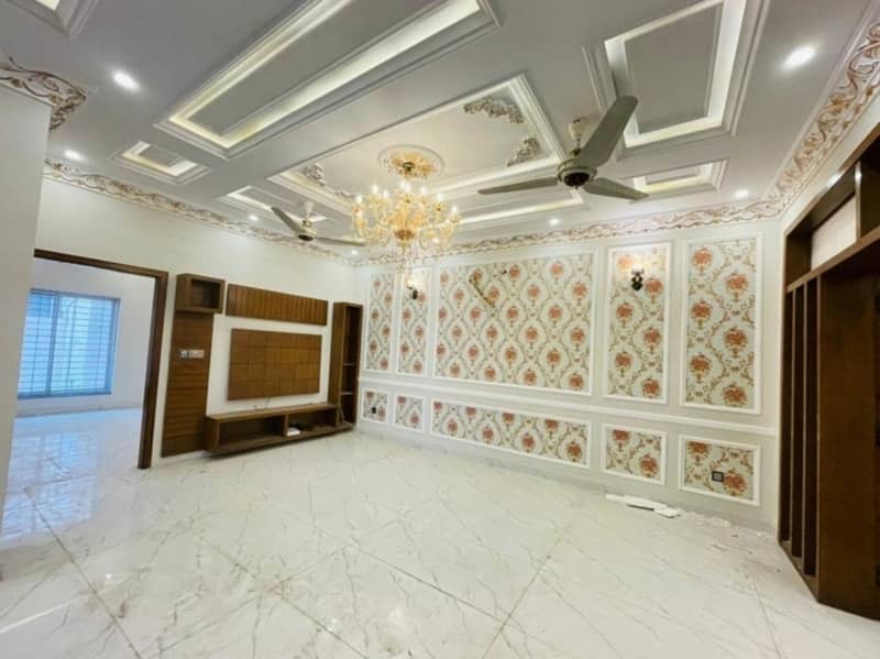 10 Marla Spanish House Available For Sale In Paragon City Lahore 4