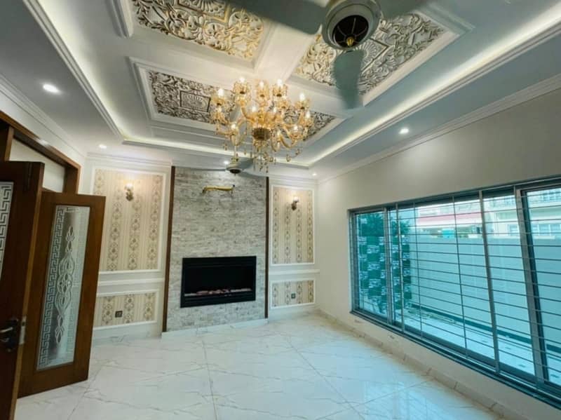 10 Marla Spanish House Available For Sale In Paragon City Lahore 11