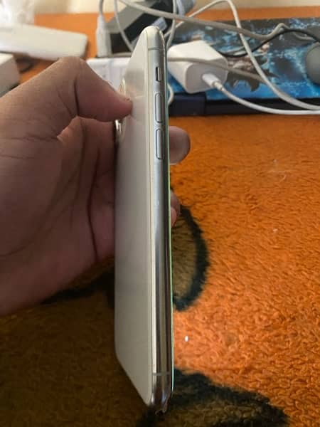 iPhone 11 Pro exchange possible with iPhone only 2