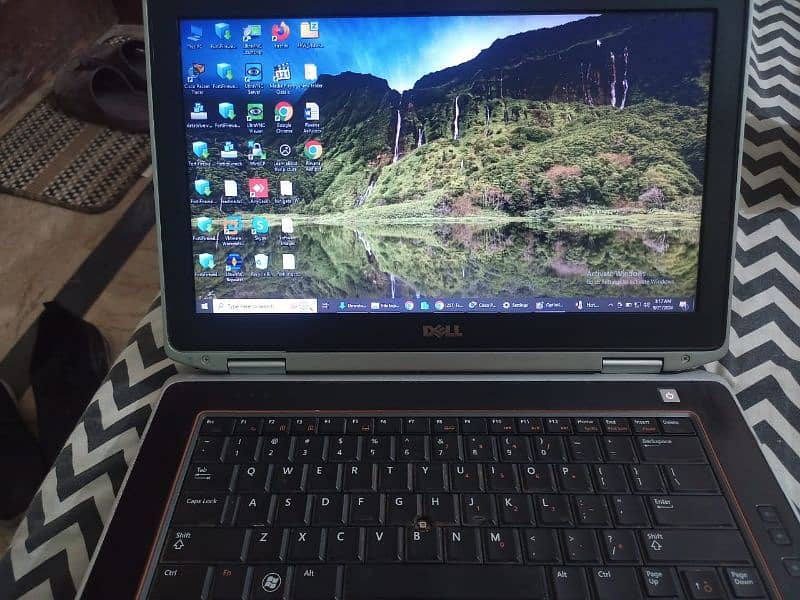 dell i5 latitude series 1