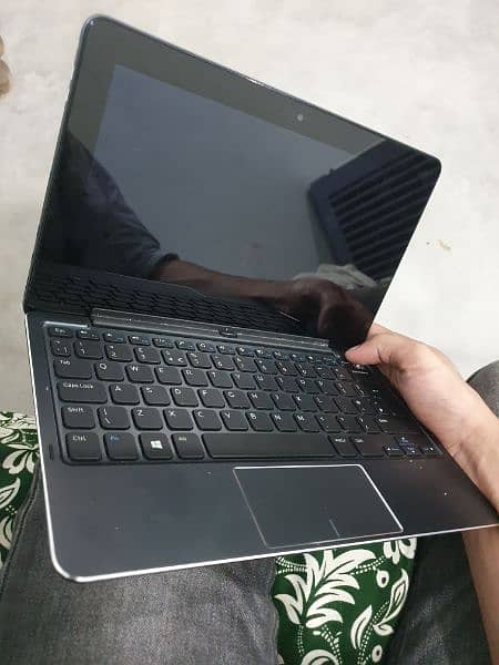 Dell venue 11 pro 7140 portable computer 4GB Ram 128GB SSD 10