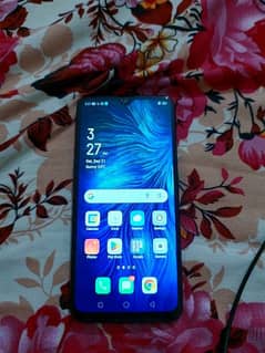 Selling oppo F11 in Good condition