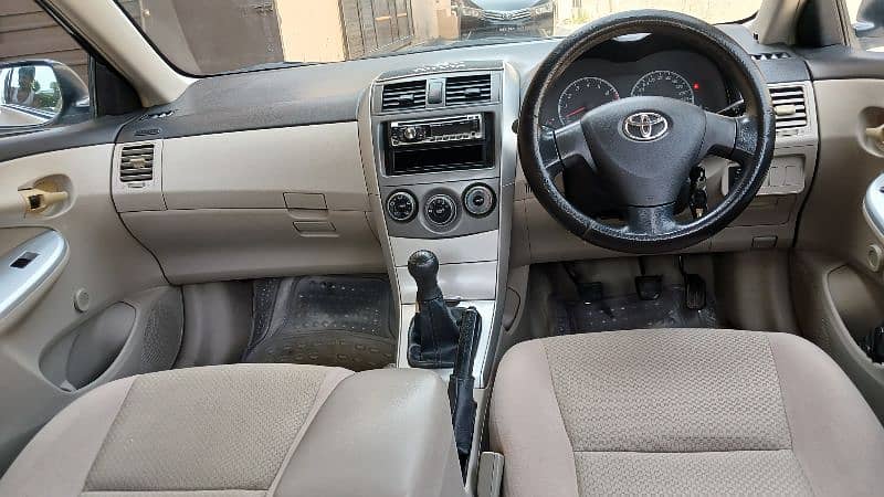 Toyota Corolla XLI 2011 10