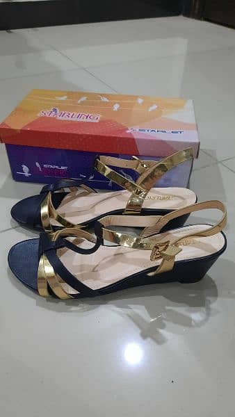 Nike 39,Almas sneakers 38 for sale. heels Ehsan, insignia 39 size 3