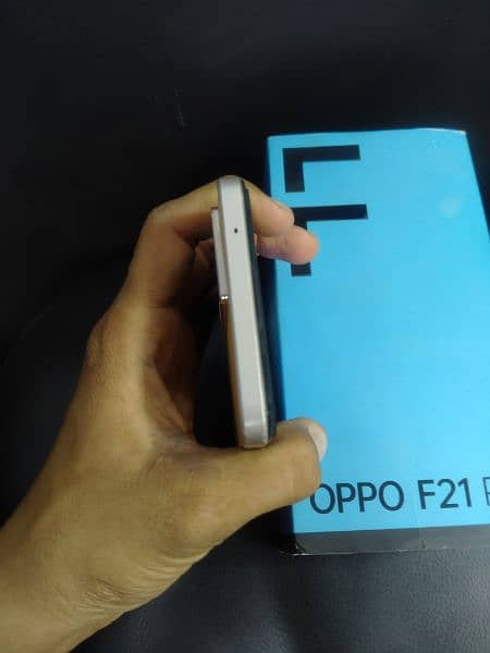 Oppo F21 Pro 8GB Ram 128GB Rom Color Sunset Orange Condition 10/9 . . . . 4