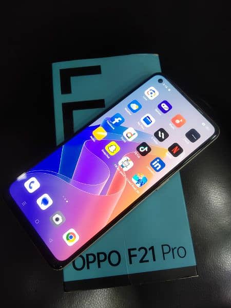 Oppo F21 Pro 8GB Ram 128GB Rom Color Sunset Orange Condition 10/9 . . . . 6