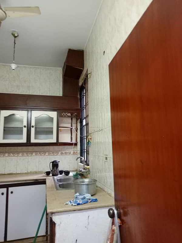 7 marla house for rent in johar town F blok near shadiwal chok for family 7