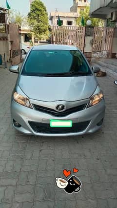 Toyota Vitz 11/2014 0