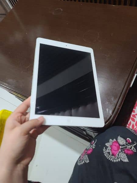 Apple iPad Air 64gb Sim supported 3