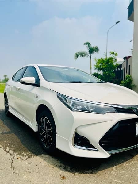 Toyota Corolla Altis 2023 5