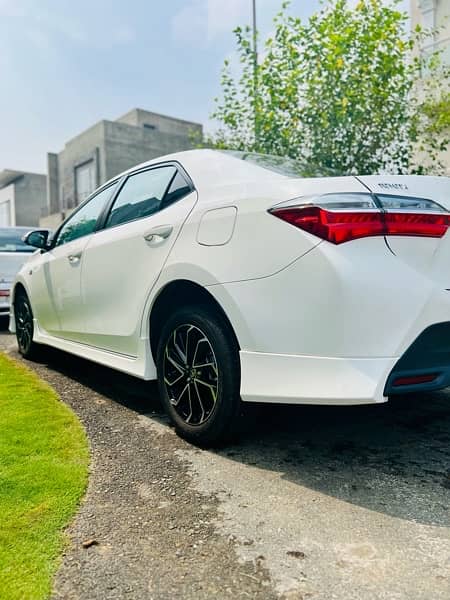 Toyota Corolla Altis 2023 12