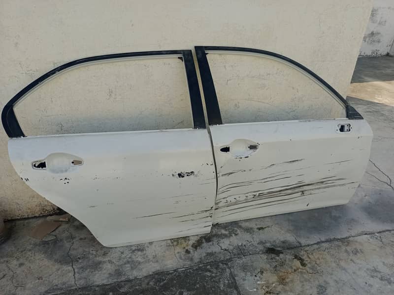 Axio 2018 Driver Side Door for Sale 6