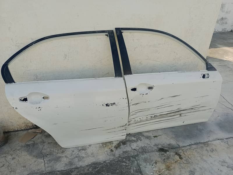 Axio 2018 Driver Side Door for Sale 7