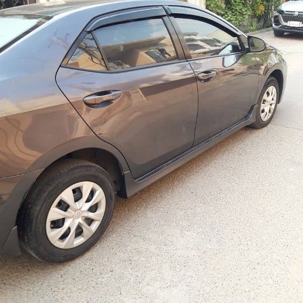 Automatic Toyota Corolla gli 1.3 2018 model 4