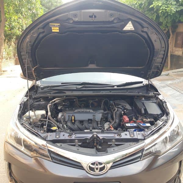 Automatic Toyota Corolla gli 1.3 2018 model 7