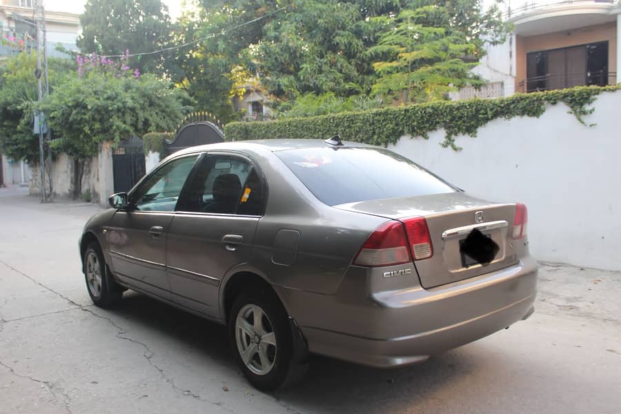 Honda Civic 2004 13