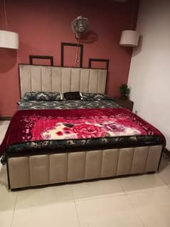 1BED STUDIO FURNISHED APORTMENT IS AVAILABLE FOR RENT IN SECTOR B BAHRIA TOWN LAHORE 0