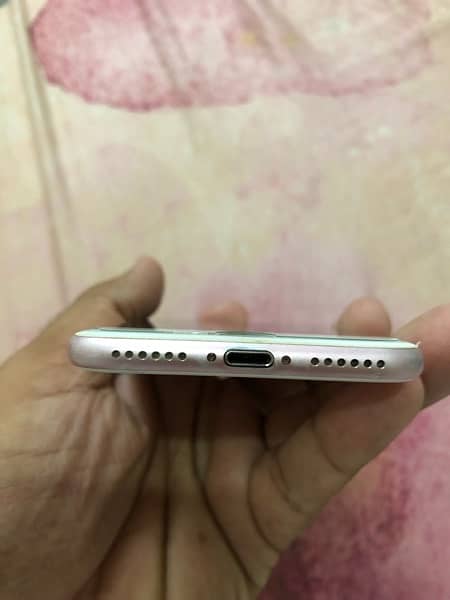 Iphone 7 128GB PTA APPROVED 2