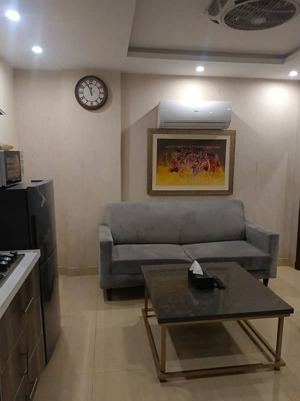 1 BED FULLY FURNISHED APARTMENT AVAILABLE FOR RENT IN BAHRIA TOWN SECTOR C 4