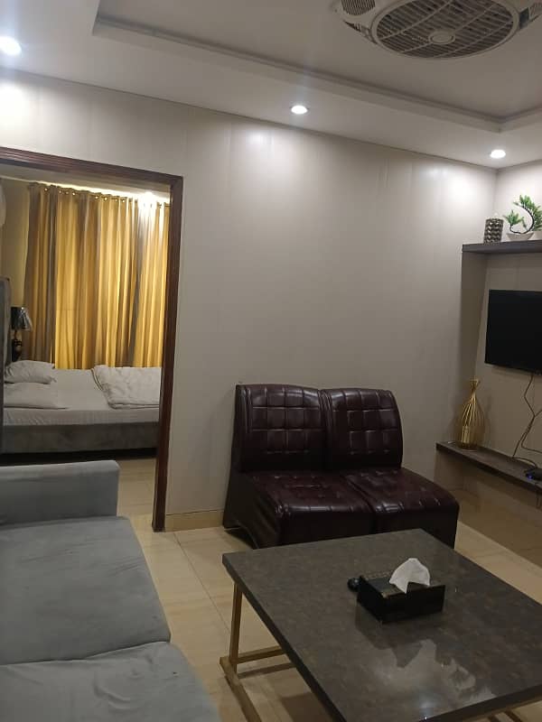 1 BED FULLY FURNISHED APARTMENT AVAILABLE FOR RENT IN BAHRIA TOWN SECTOR C 5