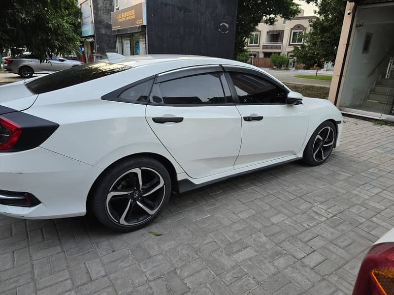 Honda Civic VTi Oriel Prosmatec 2021 ( (0/3/0/0/8/0/6/6/0/8/9) 3