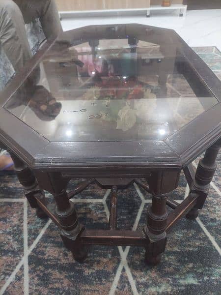 centre table for sale in mint condition 1