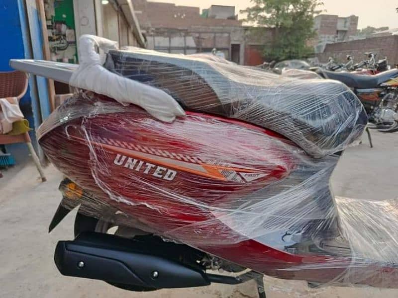 united 100cc self start scooty 2024 6